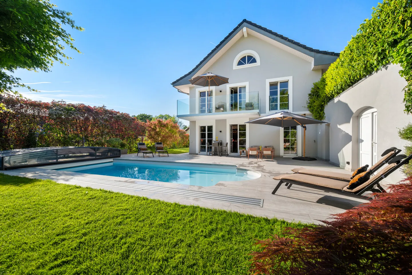 Belle propriété familiale avec vue sur le lac et piscine à Blonay - Photo 20 sur 24