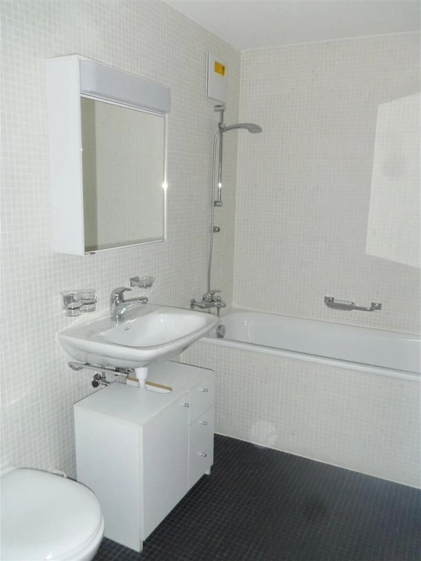 Charmante Wohnung mit Balkon - Foto 5 von 8