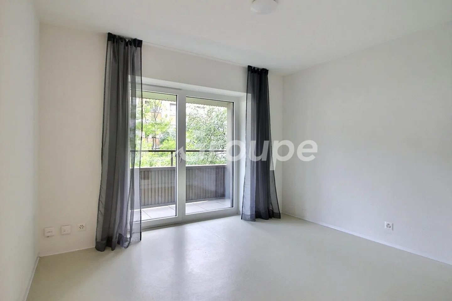 2.5-room apartment on the 2nd floor in the heart of Sion - Photo 1 of 5