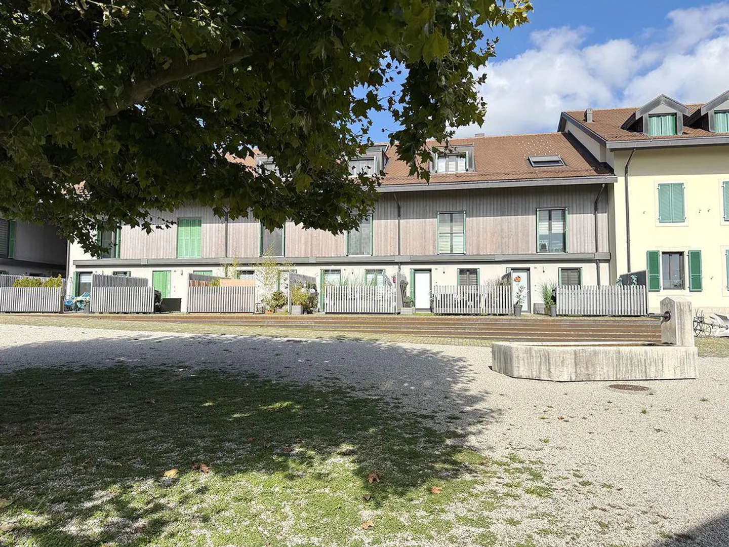 Schöne Triplex-Wohnung mit 3,5 Zimmern, Terrasse - Foto 1 von 13