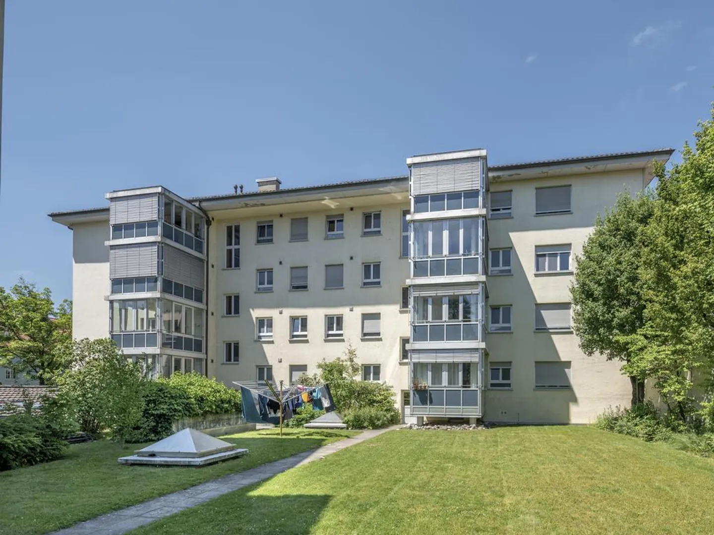 Auf der Suche nach einem Einstellplatz? - Foto 1 von 1