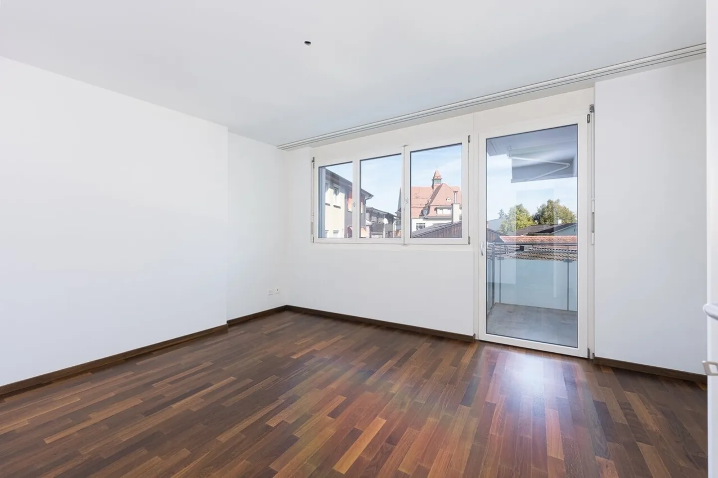 Apartment for rent - Photo 10 of 13