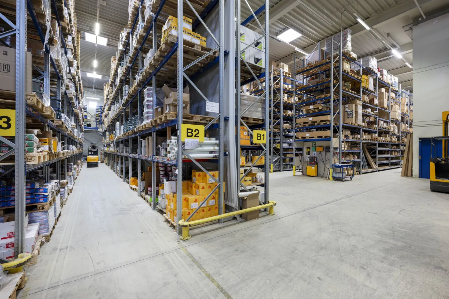 Geschäftshaus mit Lager - Foto 6 von 17