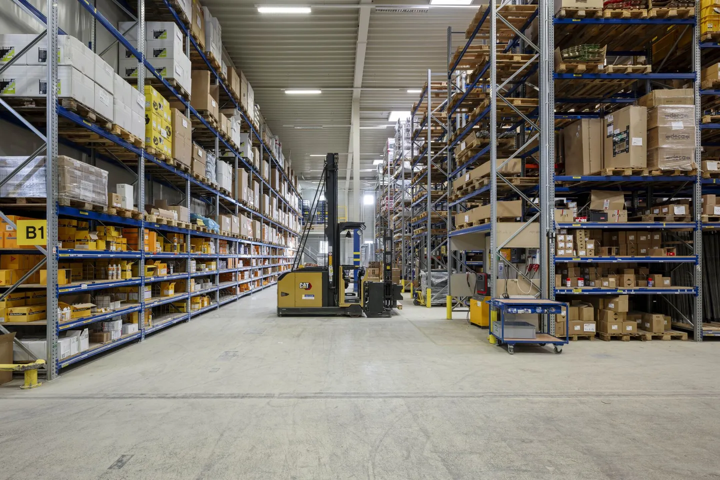 Geschäftshaus mit Lager - Foto 7 von 17