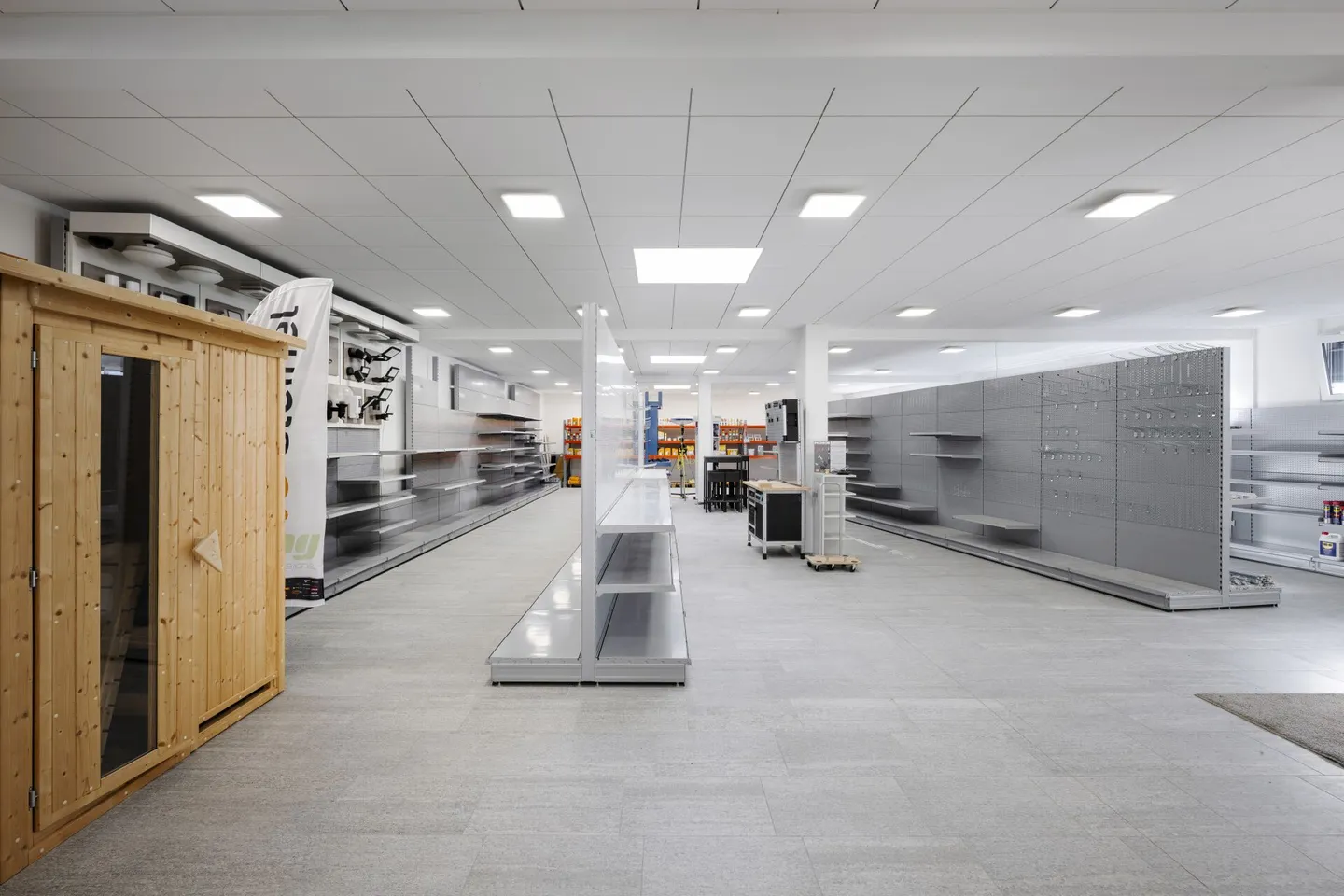 Geschäftshaus mit Lager - Foto 9 von 17