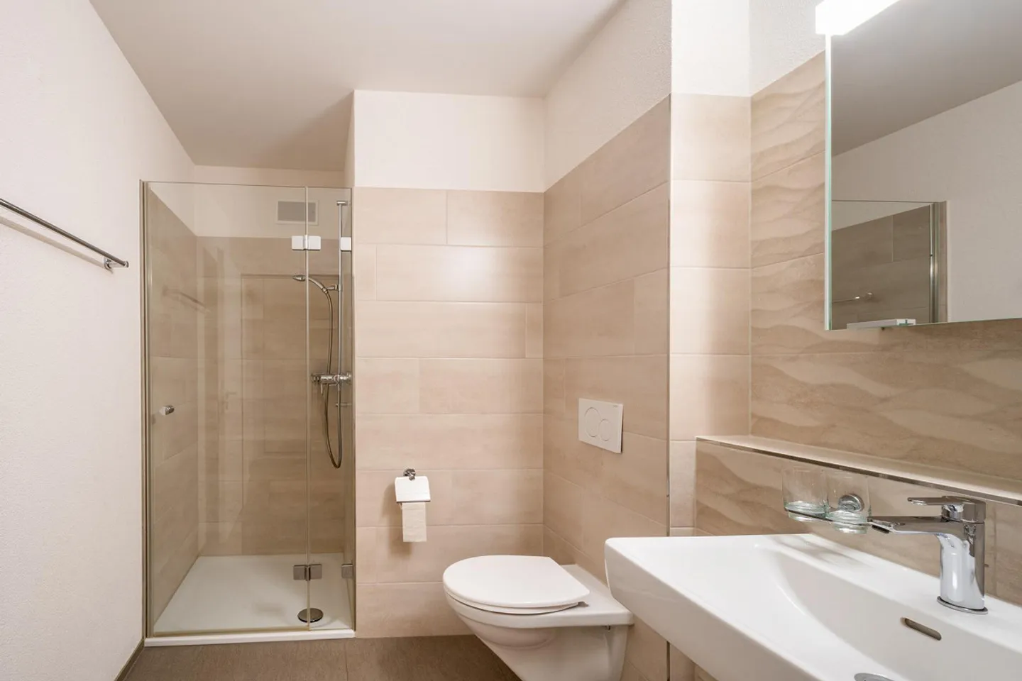 First-class apartment with attractive sun terrace - Photo 8 of 18