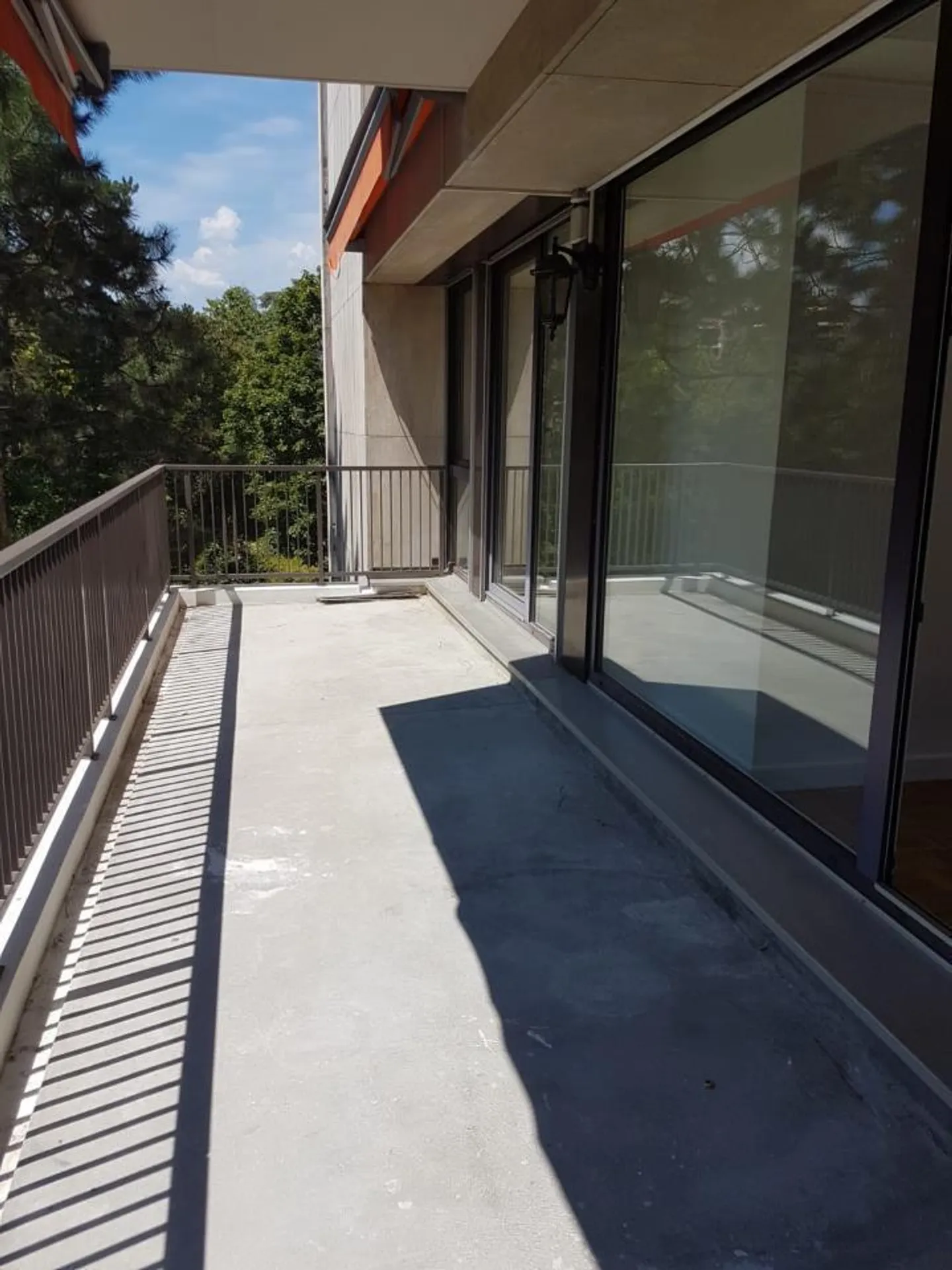 Grand et magnifique appartement de 7,5 pièces dans un endroit calme avec terrasse à Champel - Photo 1 sur 13