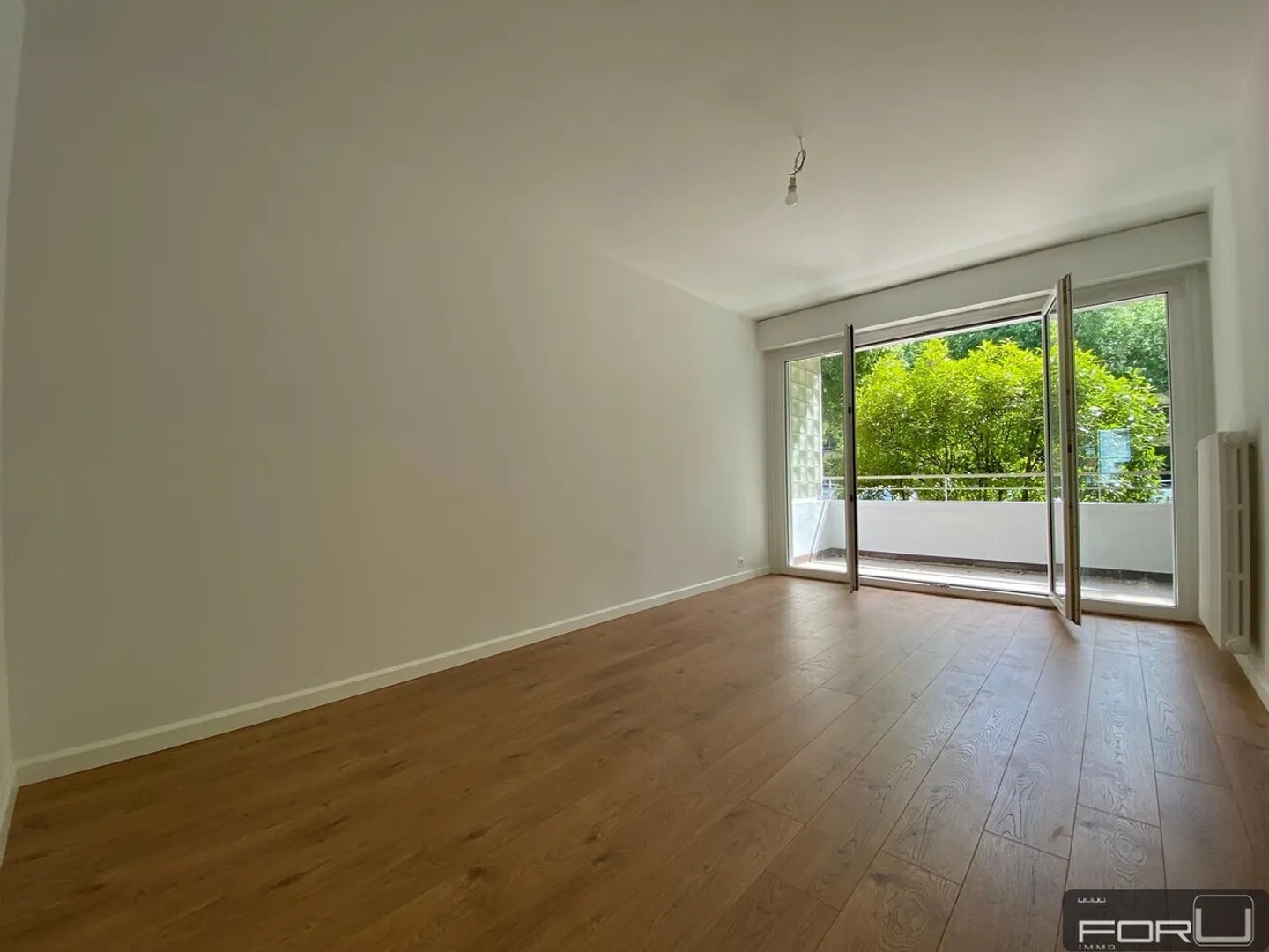 Très beau 6 pièces rénové avec 4 chambres et 2 balcons à Lancy - Photo 6 sur 13