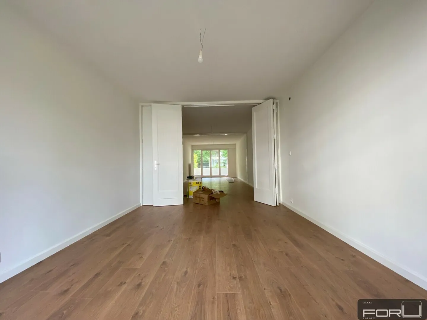 Très beau 6 pièces rénové avec 4 chambres et 2 balcons à Lancy - Photo 3 sur 13