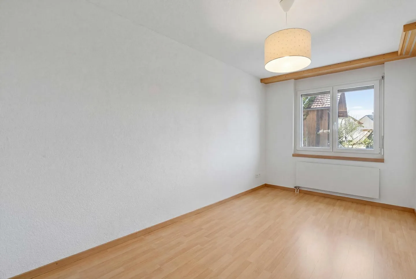 Maison de famille en rangée ensoleillée avec charme dans un emplacement calme - Photo 9 sur 12