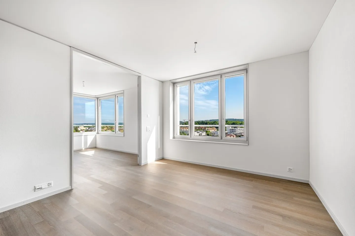 Modern Apartment in Uster - Photo 4 of 9