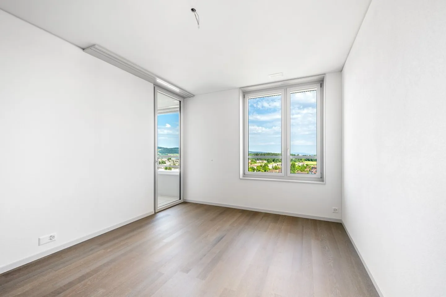 Modern Apartment in Uster - Photo 7 of 9