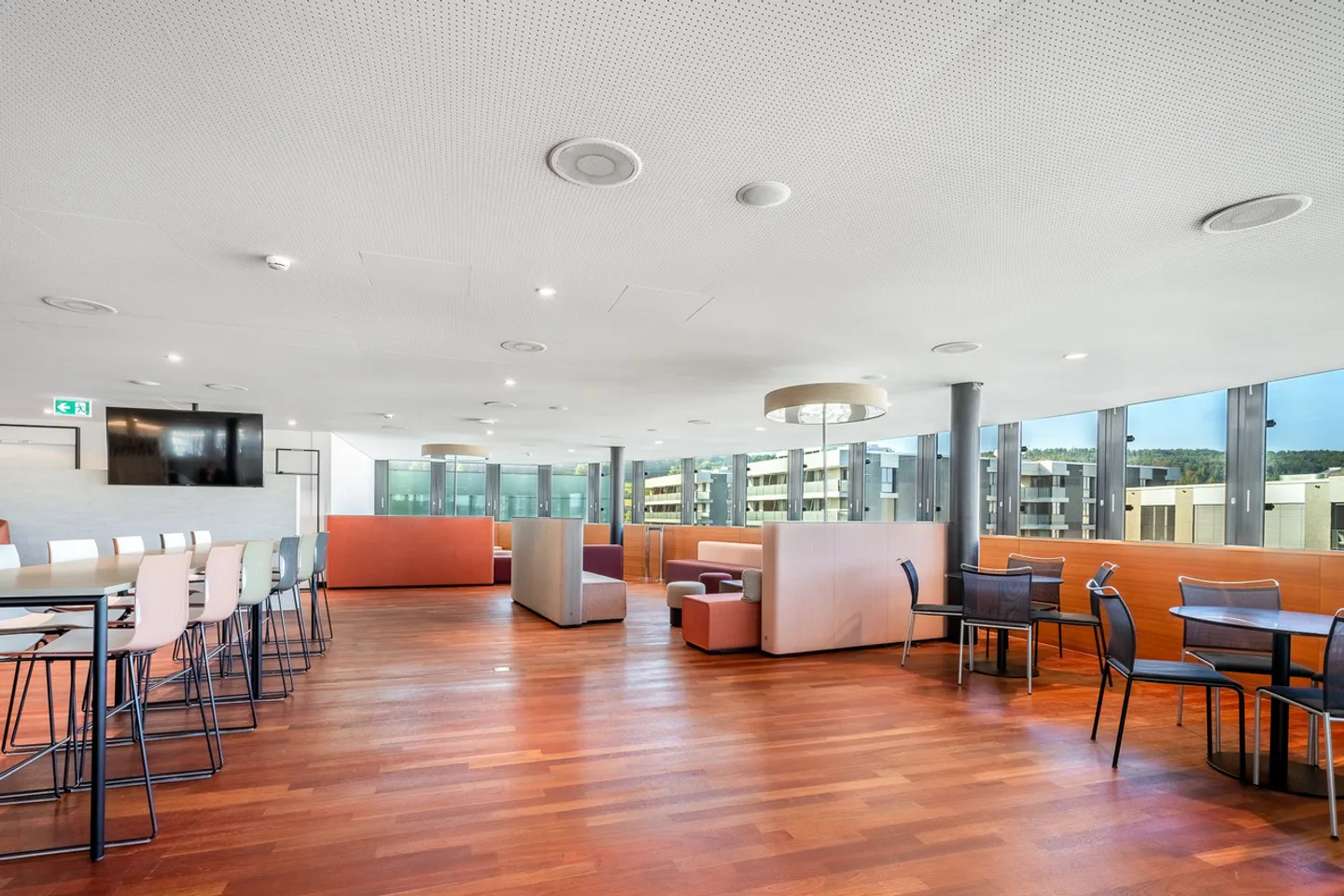 490 - 3,300 m2 | Developed Office Spaces at Stettbach Station - Photo 10 of 12