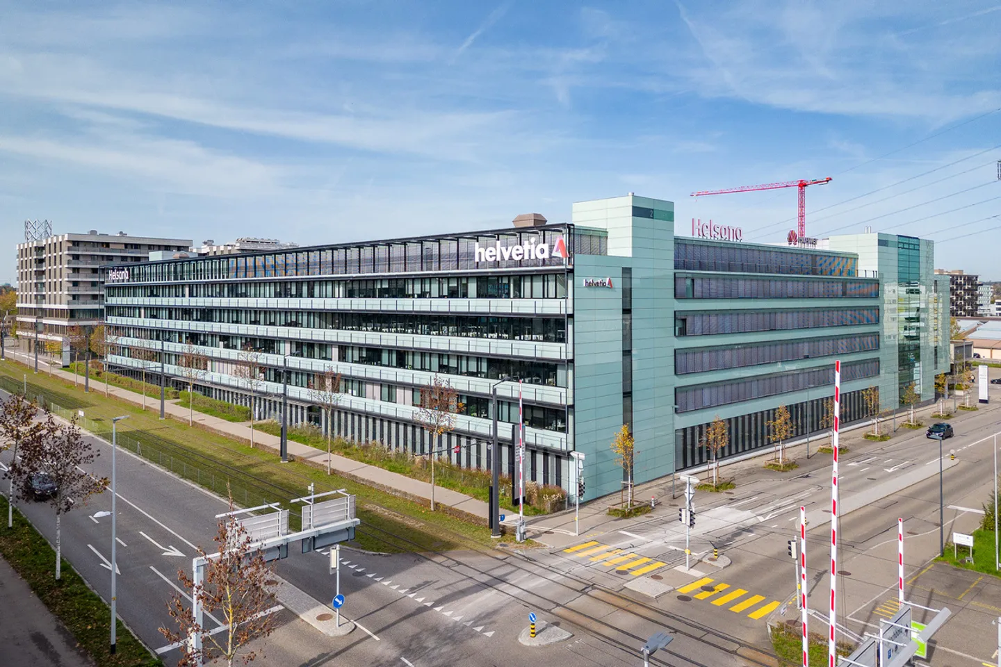 490 - 3,300 m2 | Developed Office Spaces at Stettbach Station - Photo 1 of 12