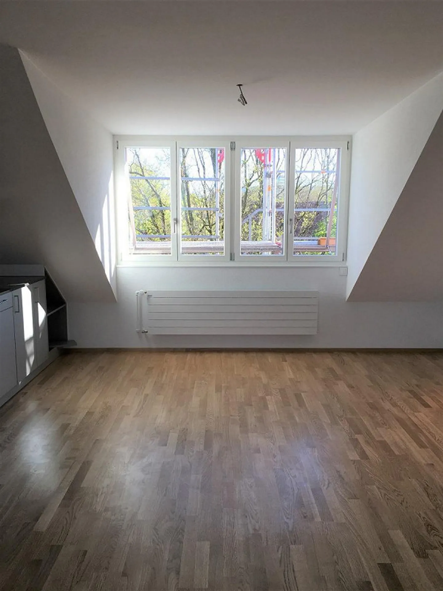 Appartamento luminoso e moderno con 3 stanze in posizione centrale - Foto 5 di 10