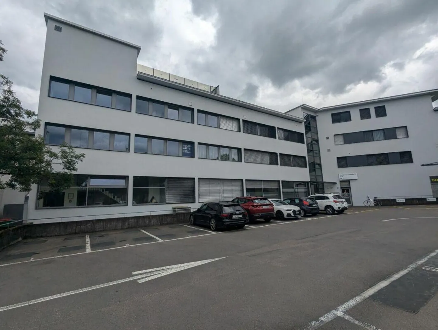 Espace de vente dans un emplacement privilégié à Rotkreuz - Photo 13 sur 14