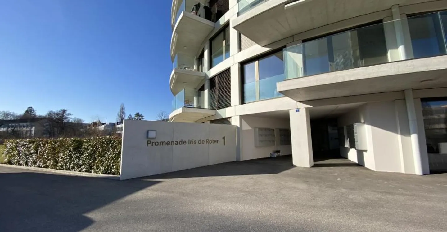 Appartement de Luxe avec Vue Époustouflante - Photo 4 sur 13