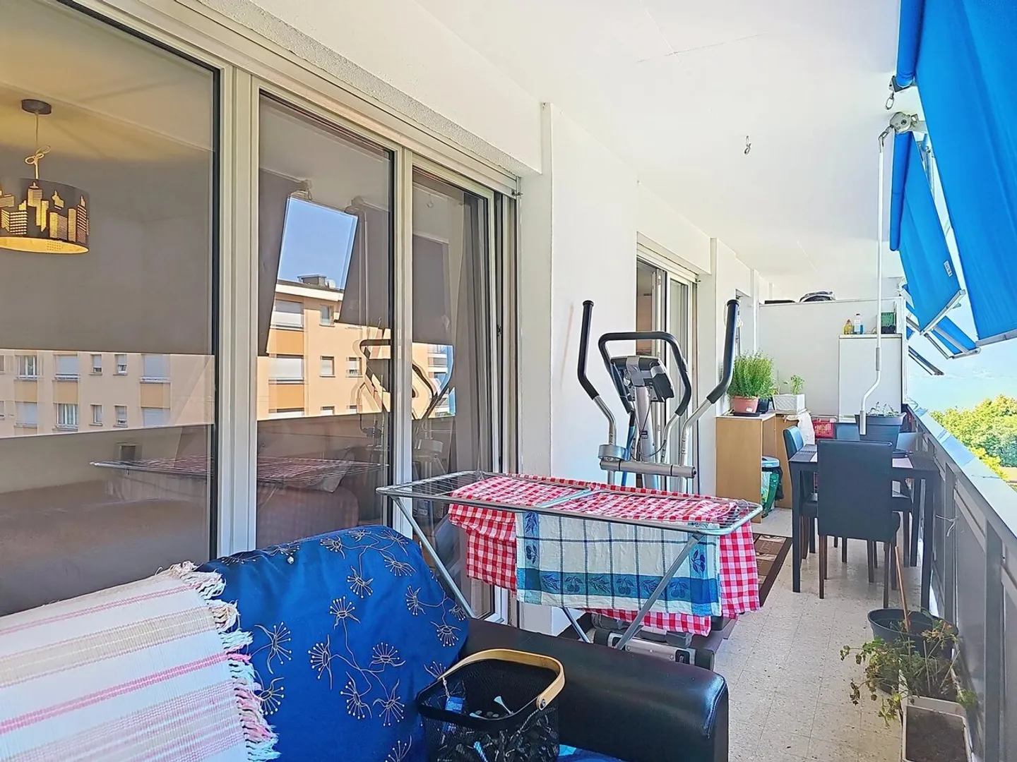 Particolarmente per gli investitori, bell'appartamento con 2 camere da letto con possibilità di parcheggio interno, vicino al lago - Foto 4 di 8