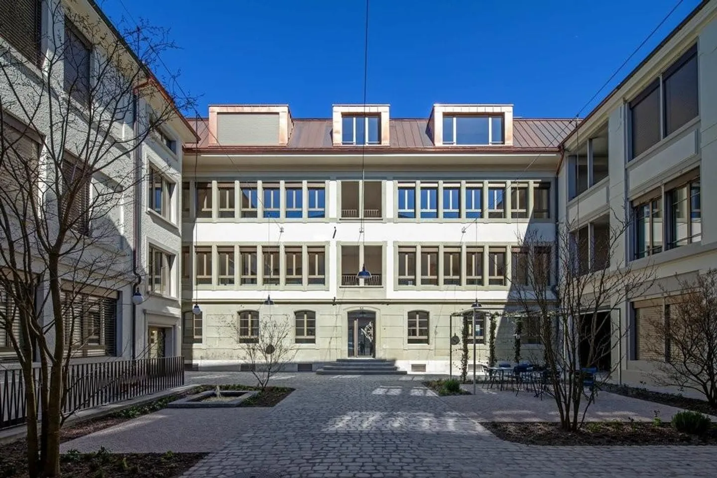 Bellissimo appartamento loft di 4 stanze - 2 affitti netti in omaggio! - Foto 2 di 9