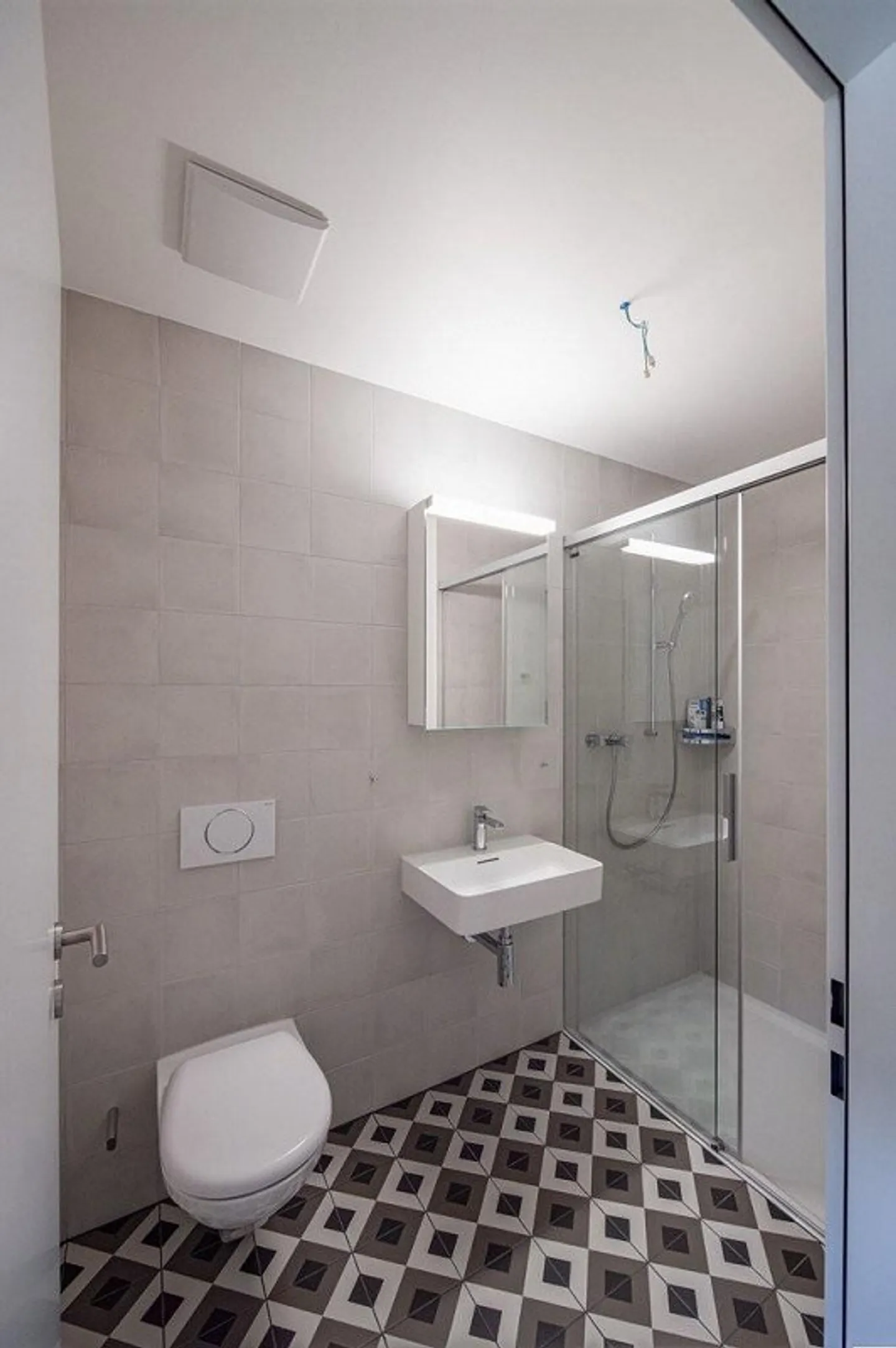Bellissimo appartamento loft di 4 stanze - 2 affitti netti in omaggio! - Foto 6 di 9