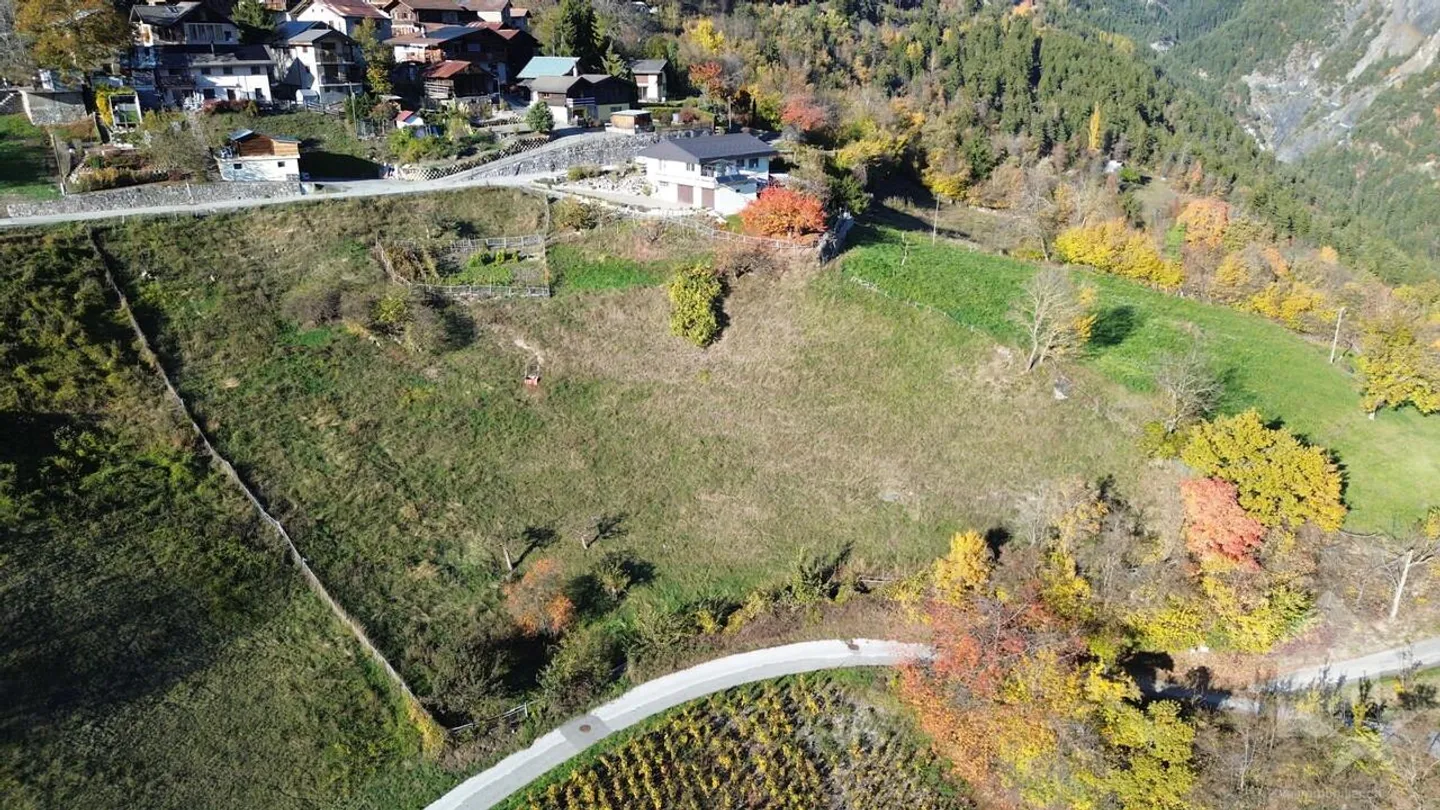 Terreno in vendita sulle alture di Conthey con vista mozzafiato - Foto 3 di 8