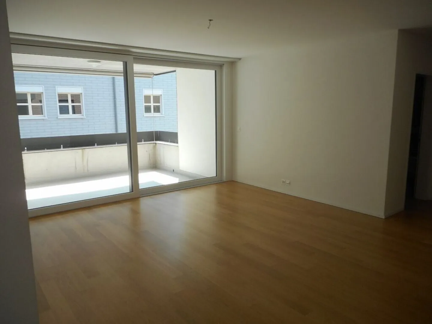 Bel et moderne appartement de 4,5 pièces à Saint-Gall - Photo 2 sur 12