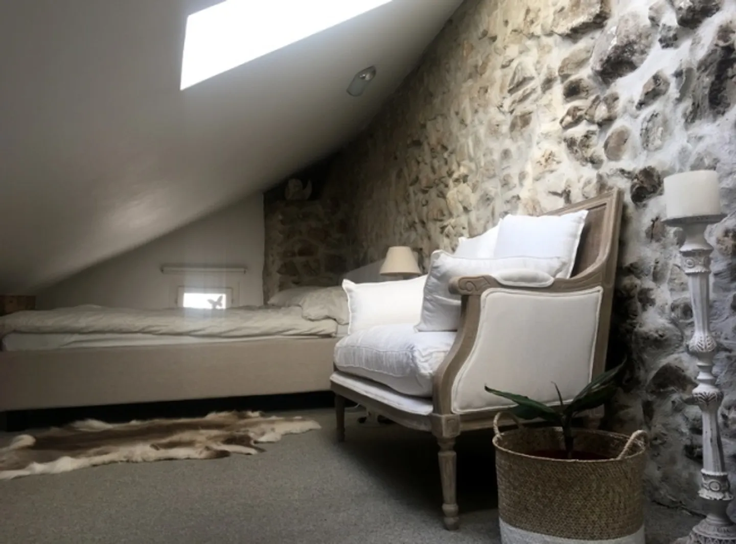 2½ ROOM MAISONETTE APARTMENT IN ZURICH - DISTRICT 1 NIEDERDORF, FURNISHED, TEMPORARY - Photo 6 of 10