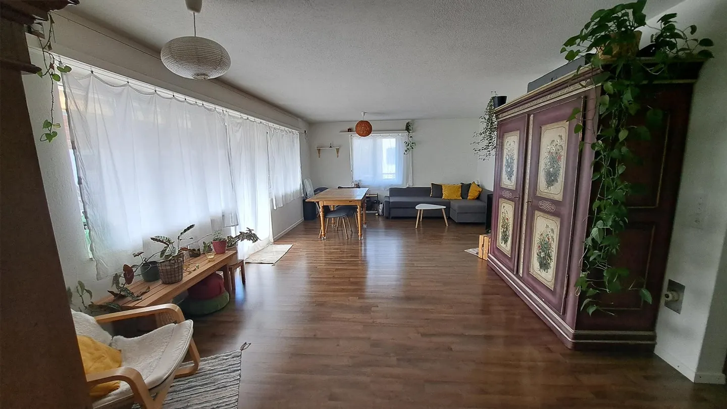 3.5 Zimmer Wohnung in schönem Quartier - Photo 2 of 10