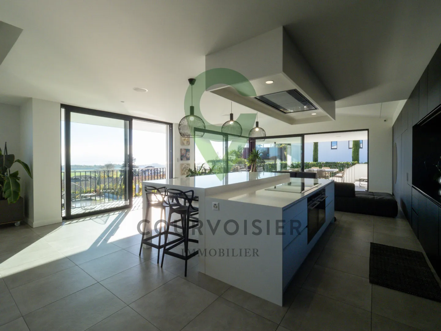 Komfort und Raffinesse im Herzen eines exklusiven Rahmens mit Blick auf den See - Foto 4 von 12