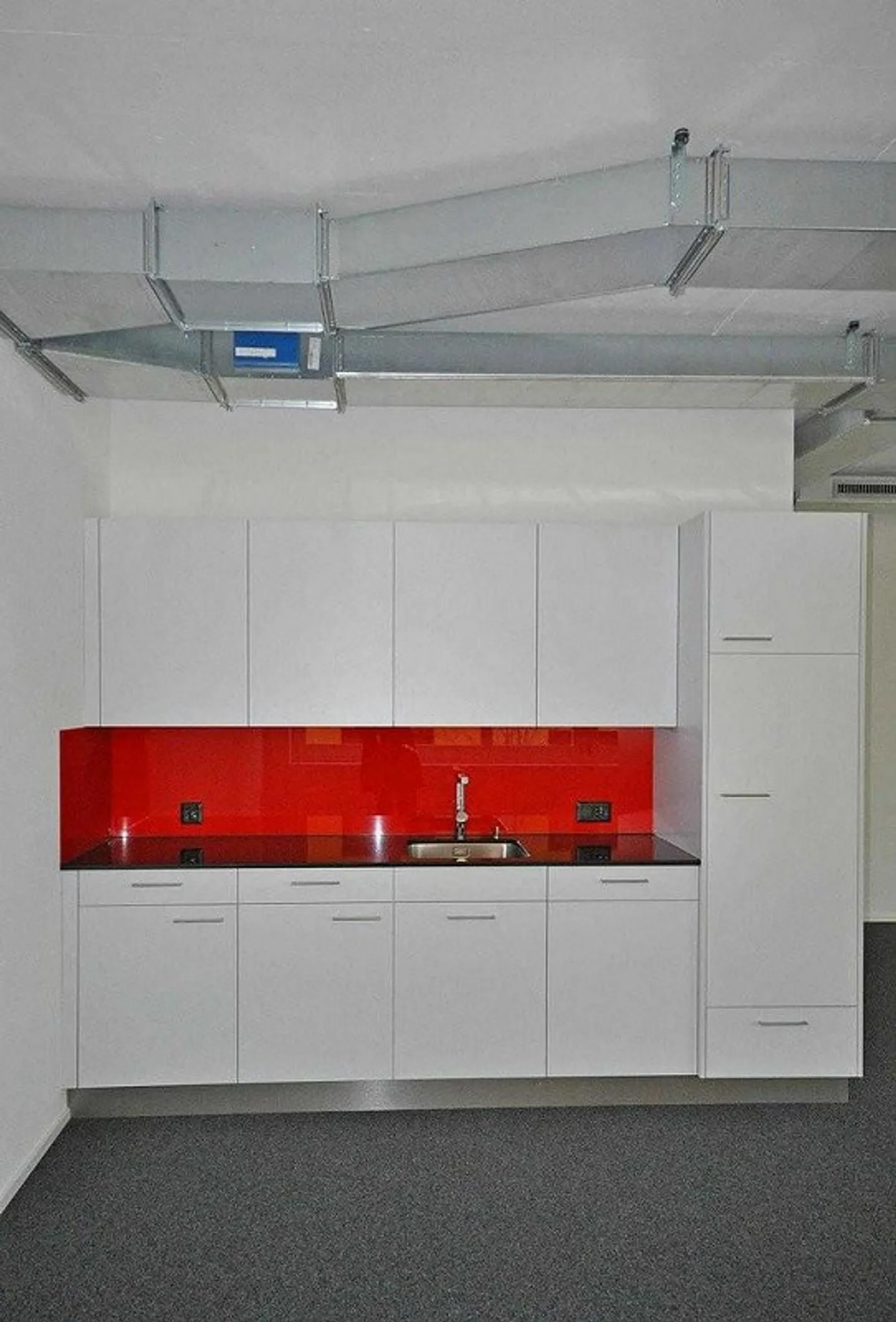 Helle kleine Bürofläche nähe Bahnhof - Foto 3 von 4