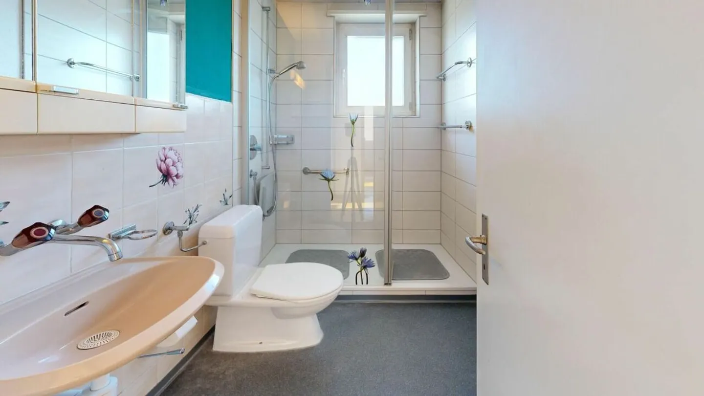 Banca approvata e verificata - Casa bifamiliare ben tenuta con grande giardino a Malters - Foto 14 di 25