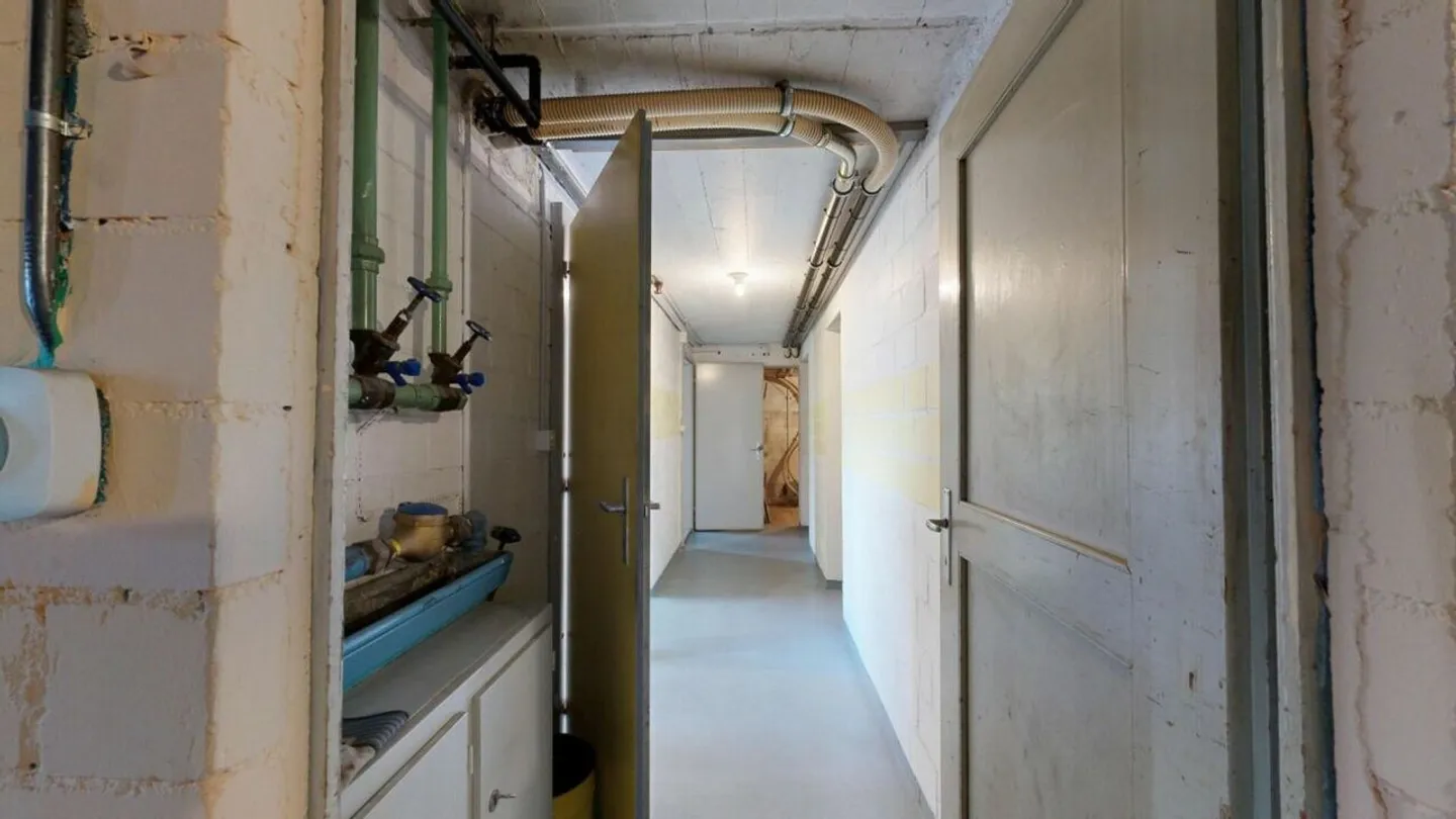 Banca approvata e verificata - Casa bifamiliare ben tenuta con grande giardino a Malters - Foto 22 di 25