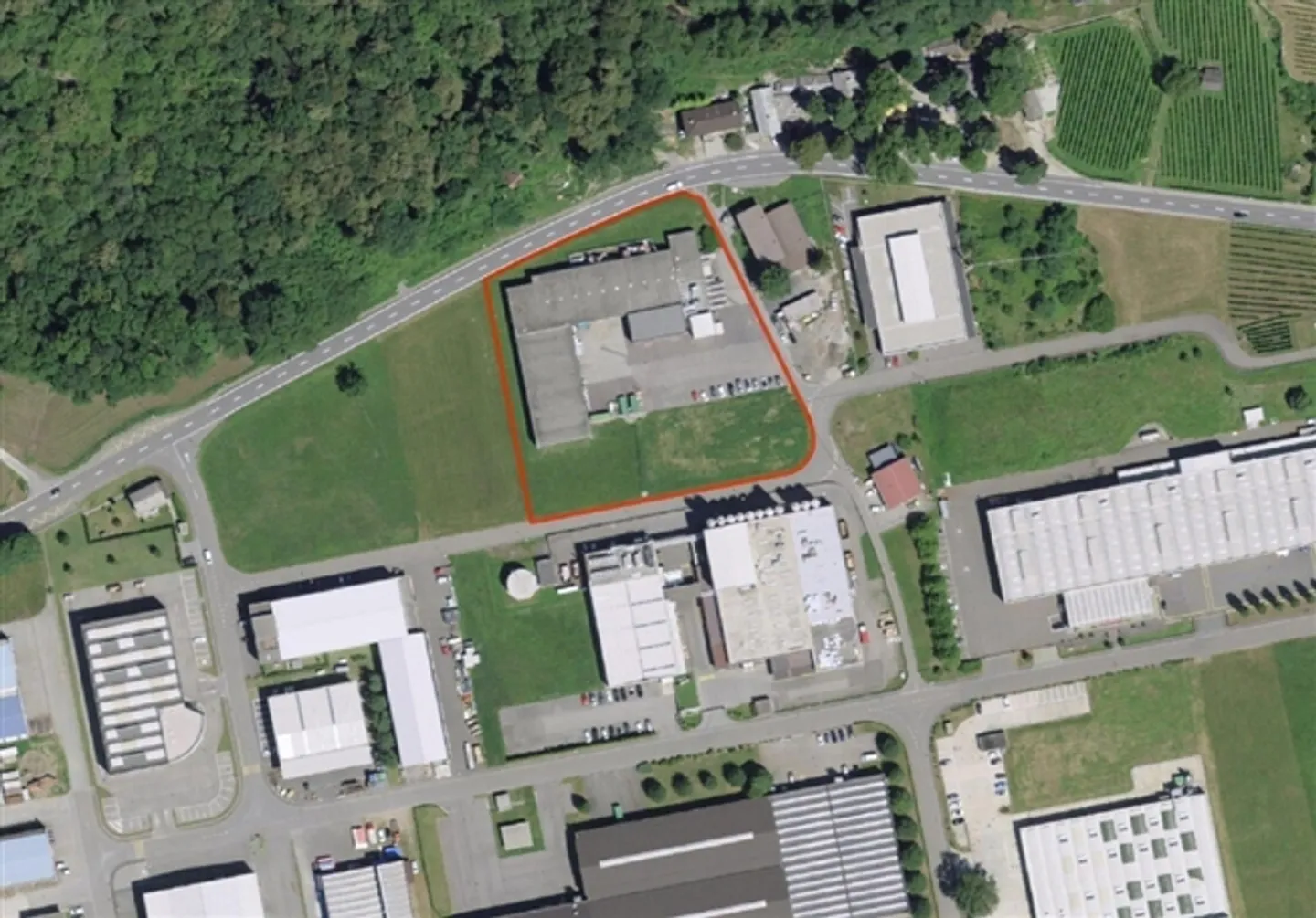 «ZUM VERKAUF INDUSTRIEGEBÄUDE – SAN VITTORE (GR)» - Foto 5 von 5