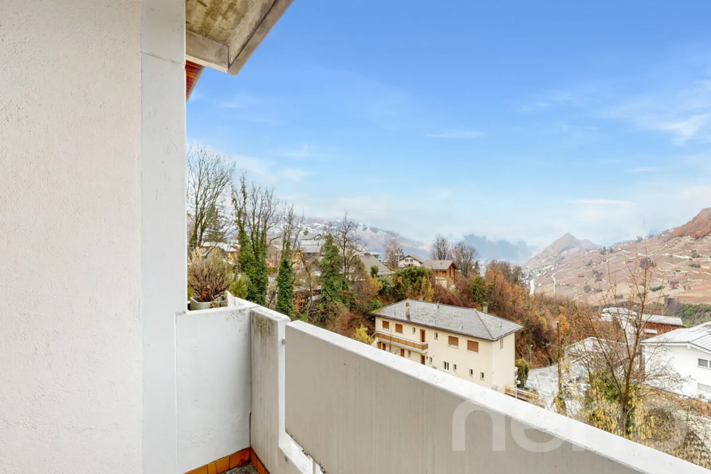 Appartamento 4.5 stanze a sud con vista dominante e ambiente verde - Foto 8 di 12