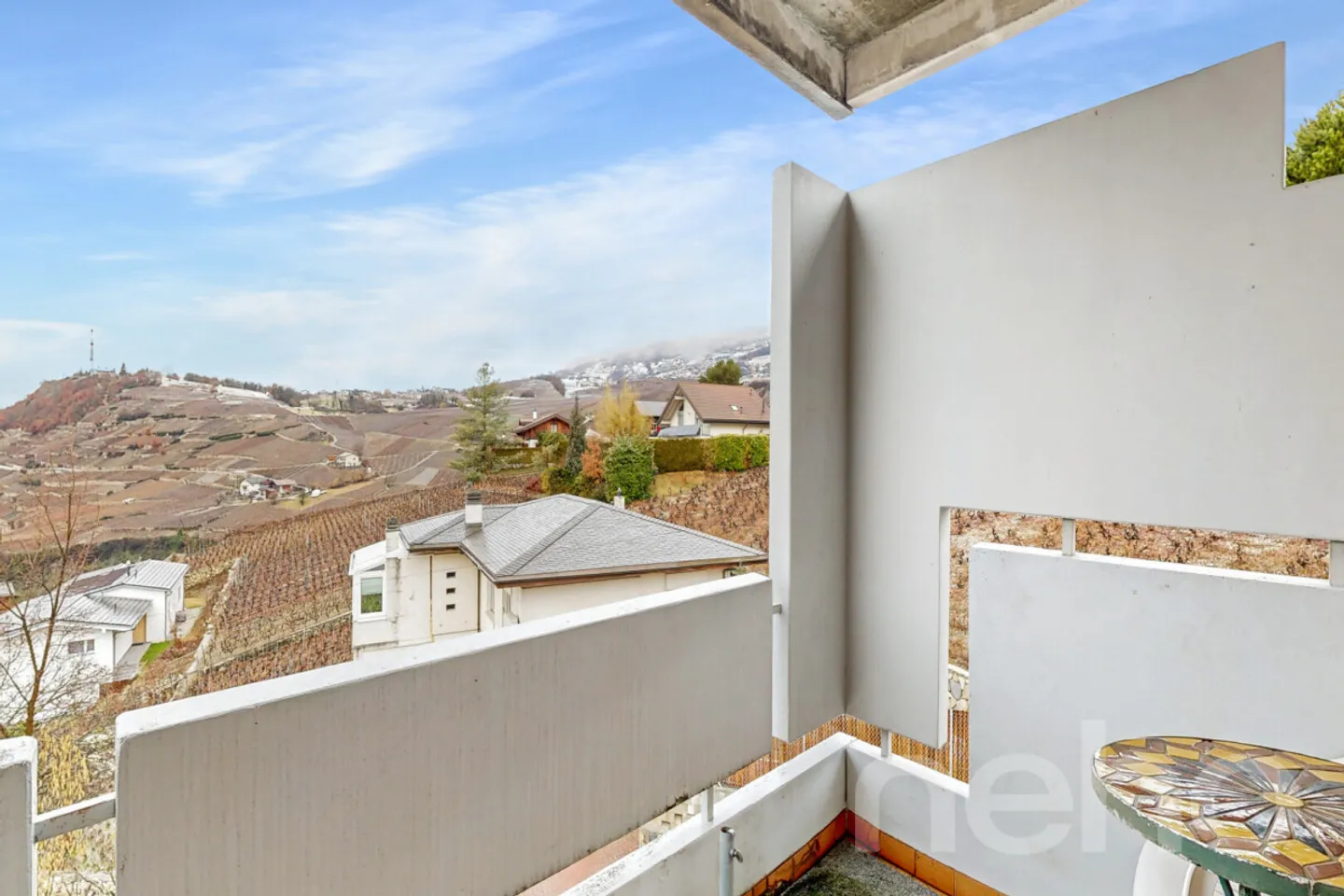 Appartamento 4.5 stanze a sud con vista dominante e ambiente verde - Foto 11 di 12