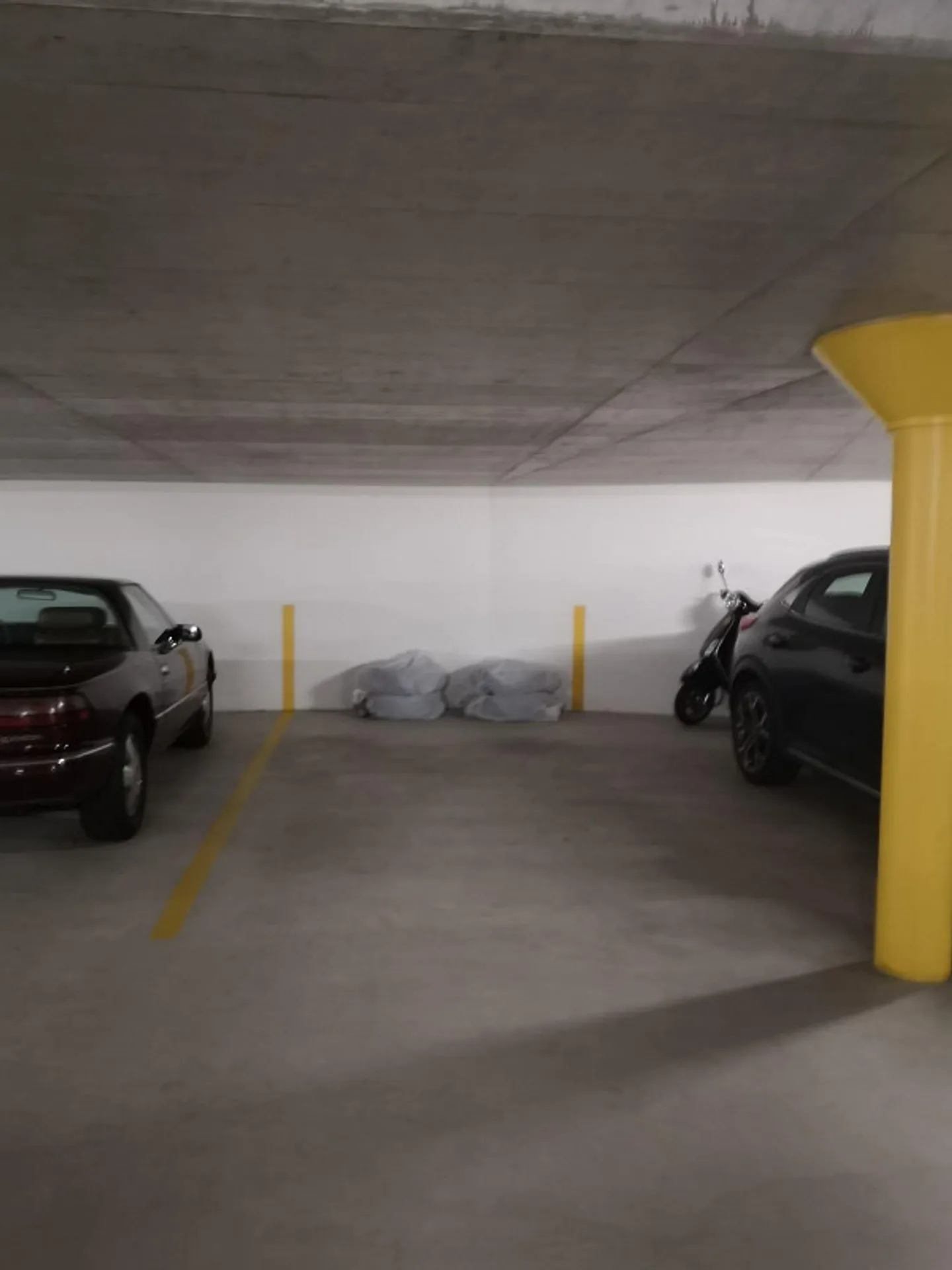 Tiefgaragenplatz in Wohnquartier - CHF140.-/Monat (ohne zusätzli MWST) - Foto 1 von 2