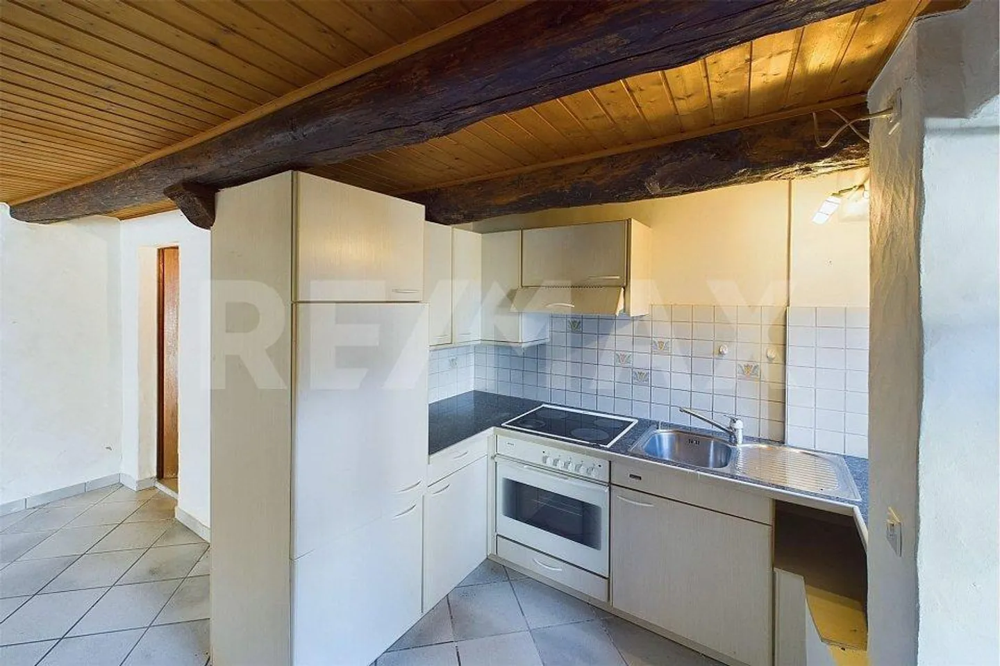 Appartamento in affitto - Foto 7 di 12