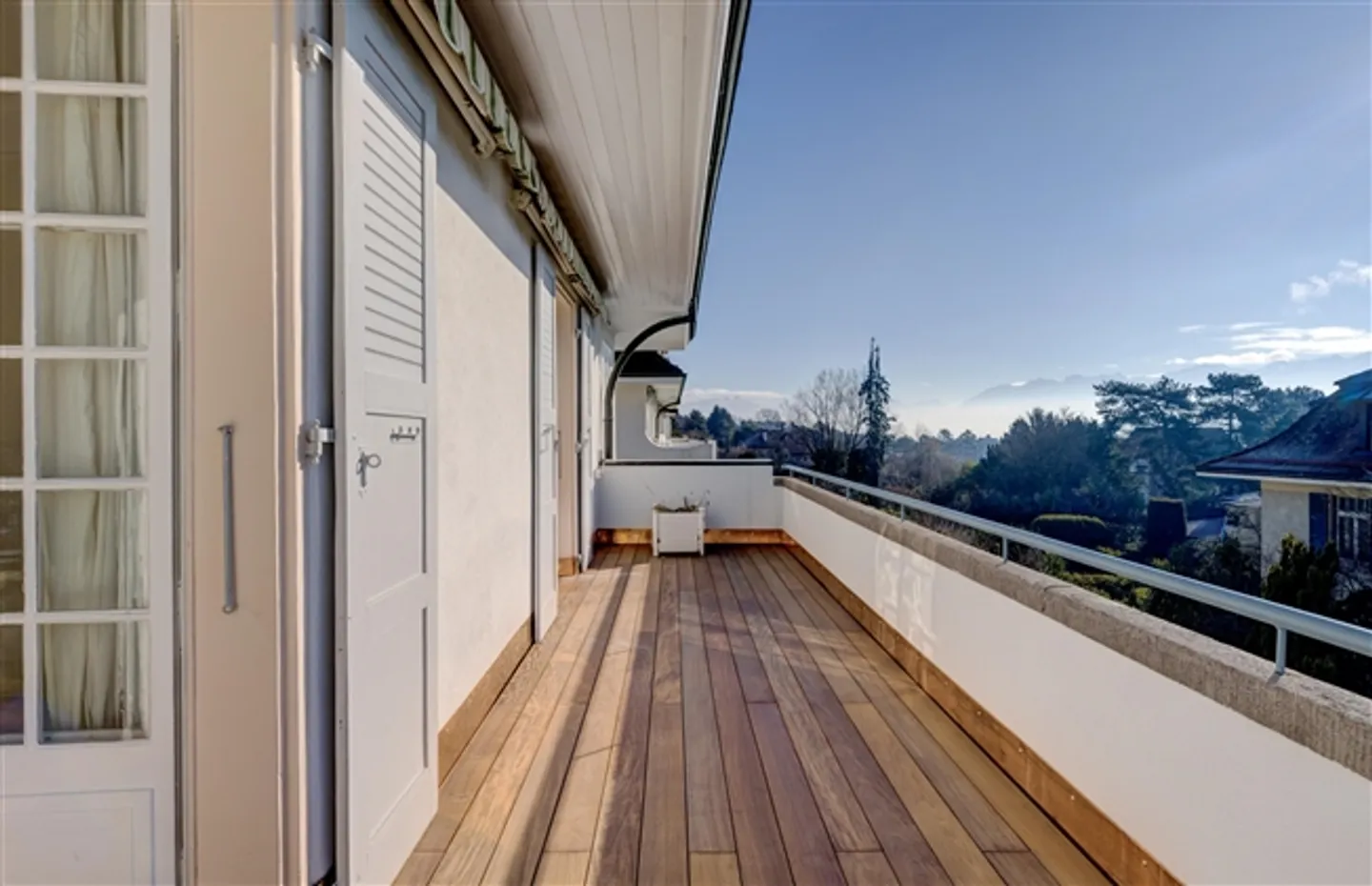 9 Room single house - Photo 11 of 12