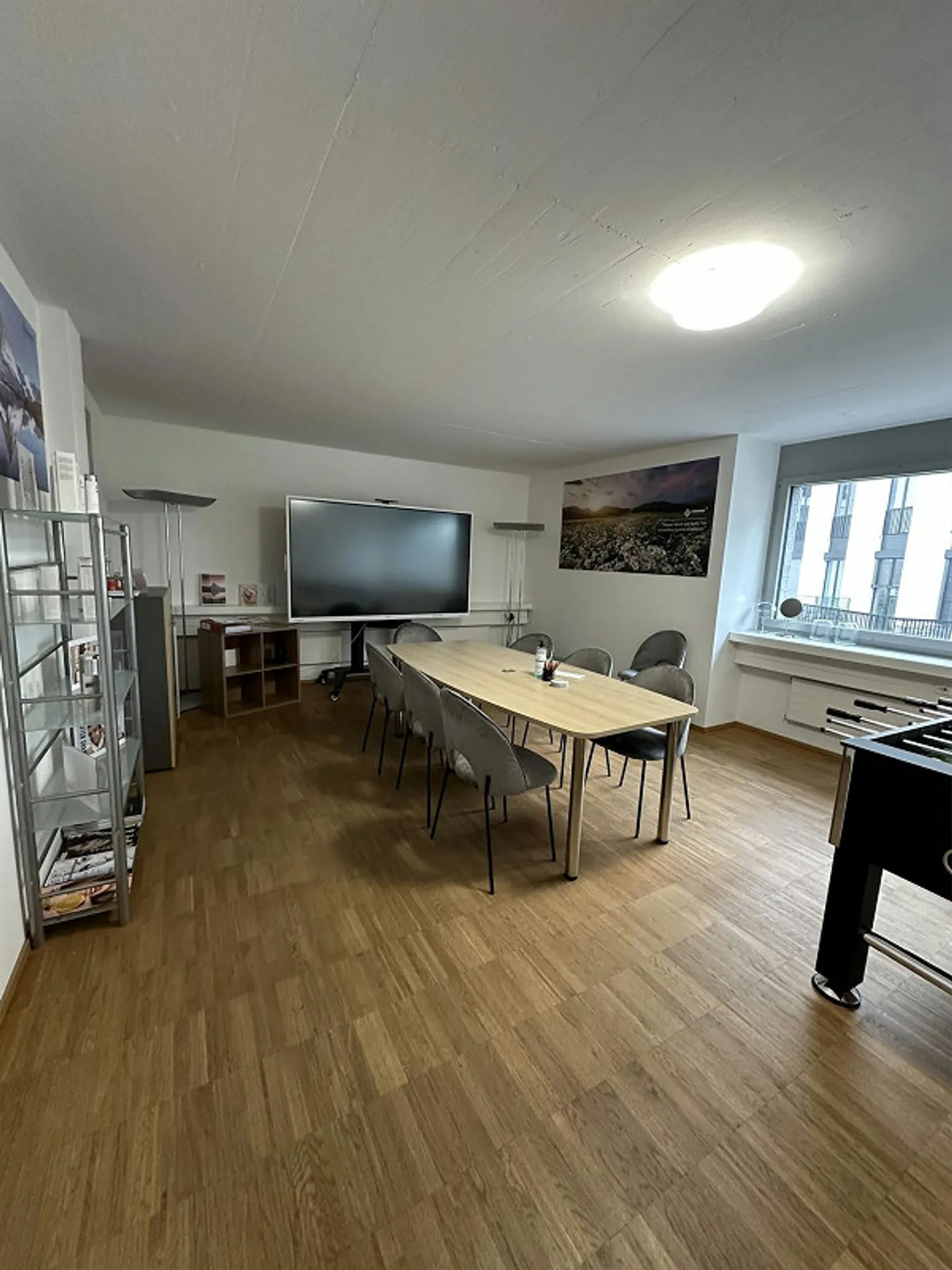 Expanded Office Seeks New Tenant - Photo 3 of 12