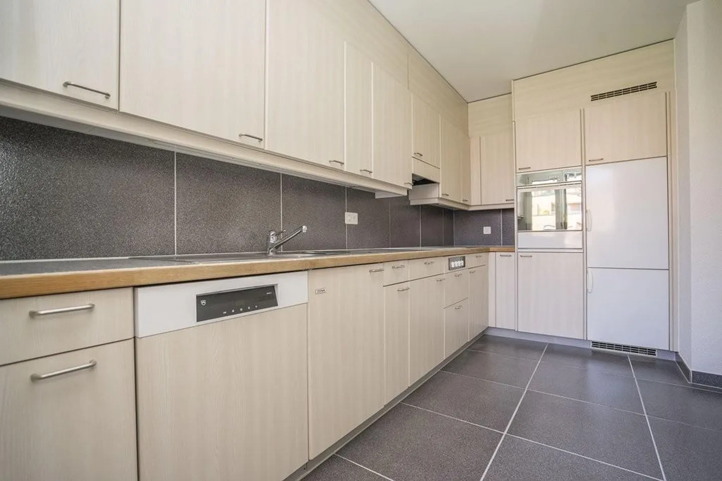 Geräumige 4.5-Zimmer-Wohnung - Foto 5 von 12