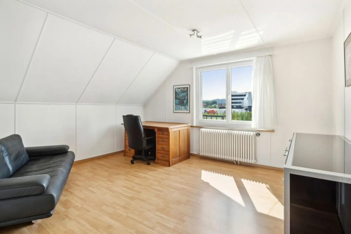 EQUESTRIAN, RESIDENTIAL AND COMMERCIAL PROPERTY WITH DIVERSE USAGE POSSIBILITIES - Photo 9 of 20