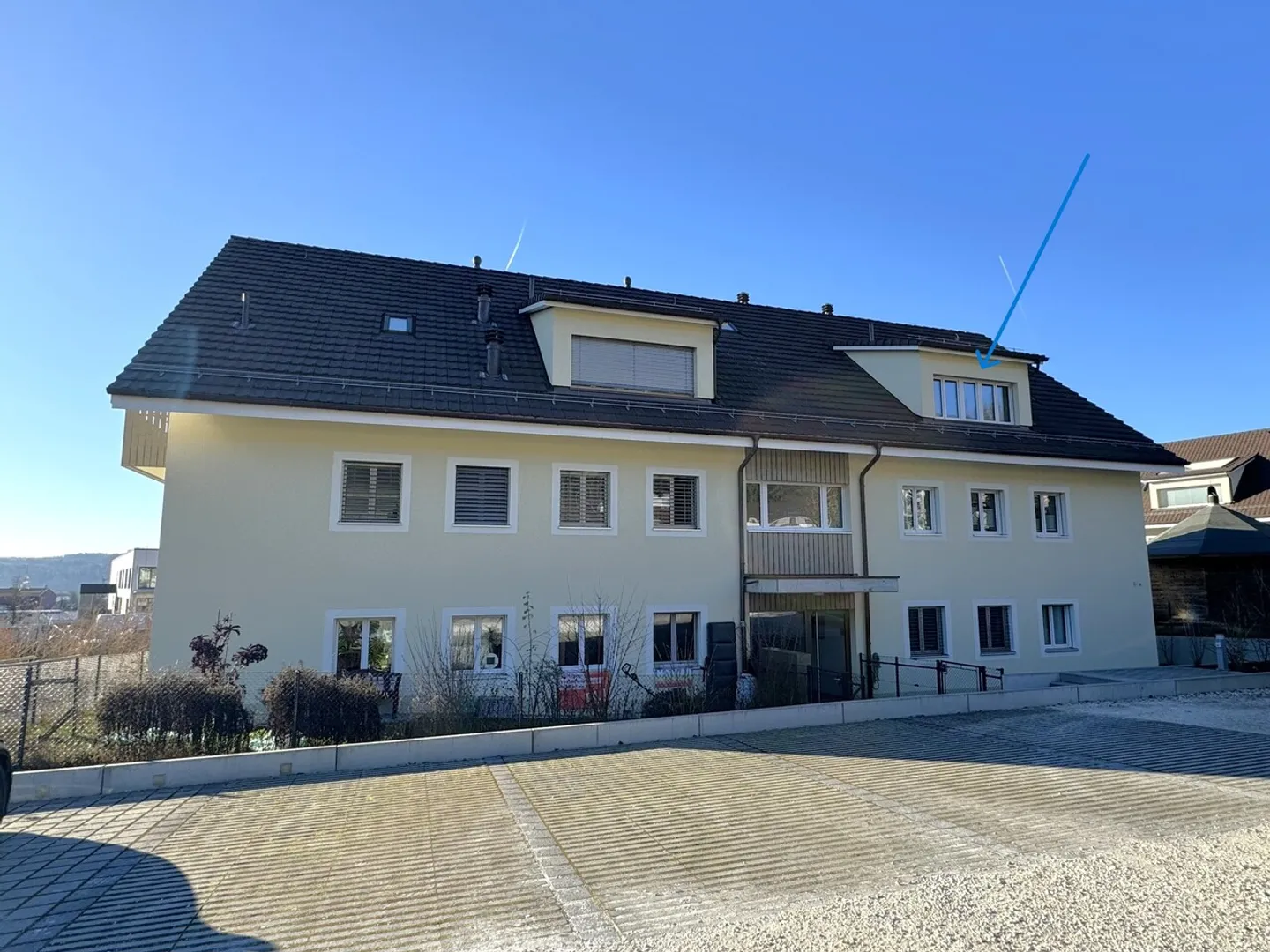 Attraktive Dachwohnung in ländlicher Umgebung, mit Nähe zur Stadt - Foto 3 von 3