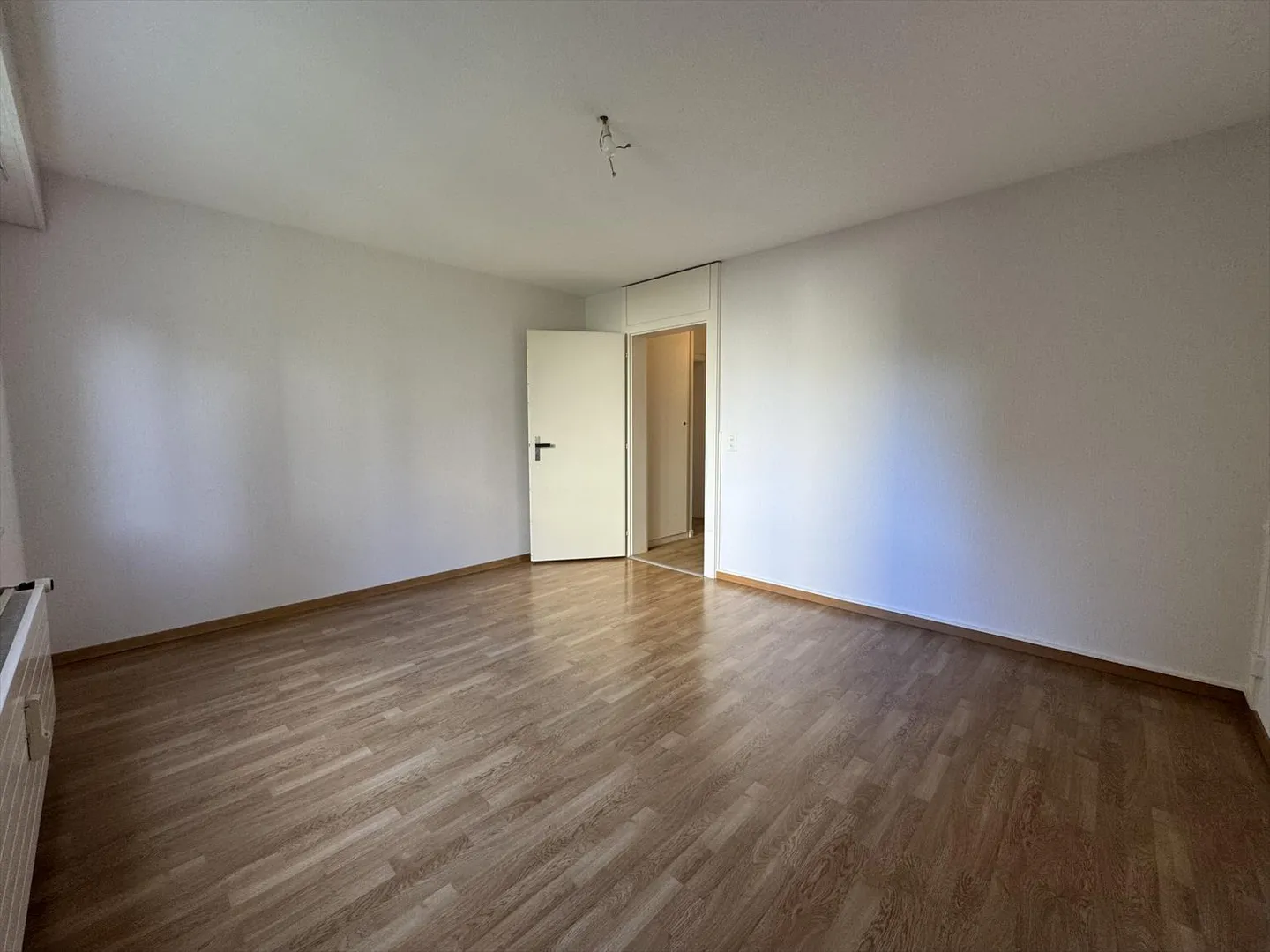 3.5 Room Apartment - Photo 7 of 9