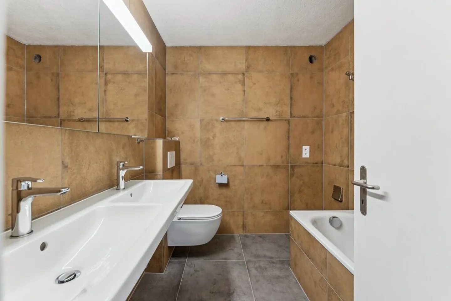 To seize! Superb renovated apartment in Marly! - Photo 6 of 7