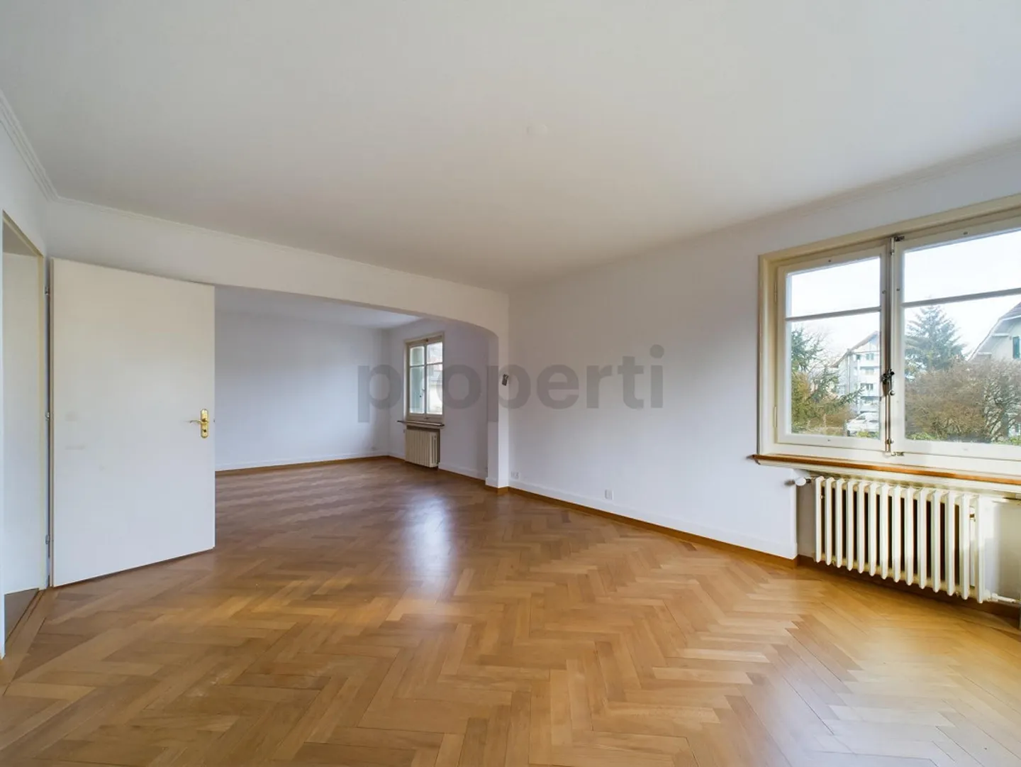 Casa elegante con attrezzature di alto livello e fascino unico - Foto 2 di 16