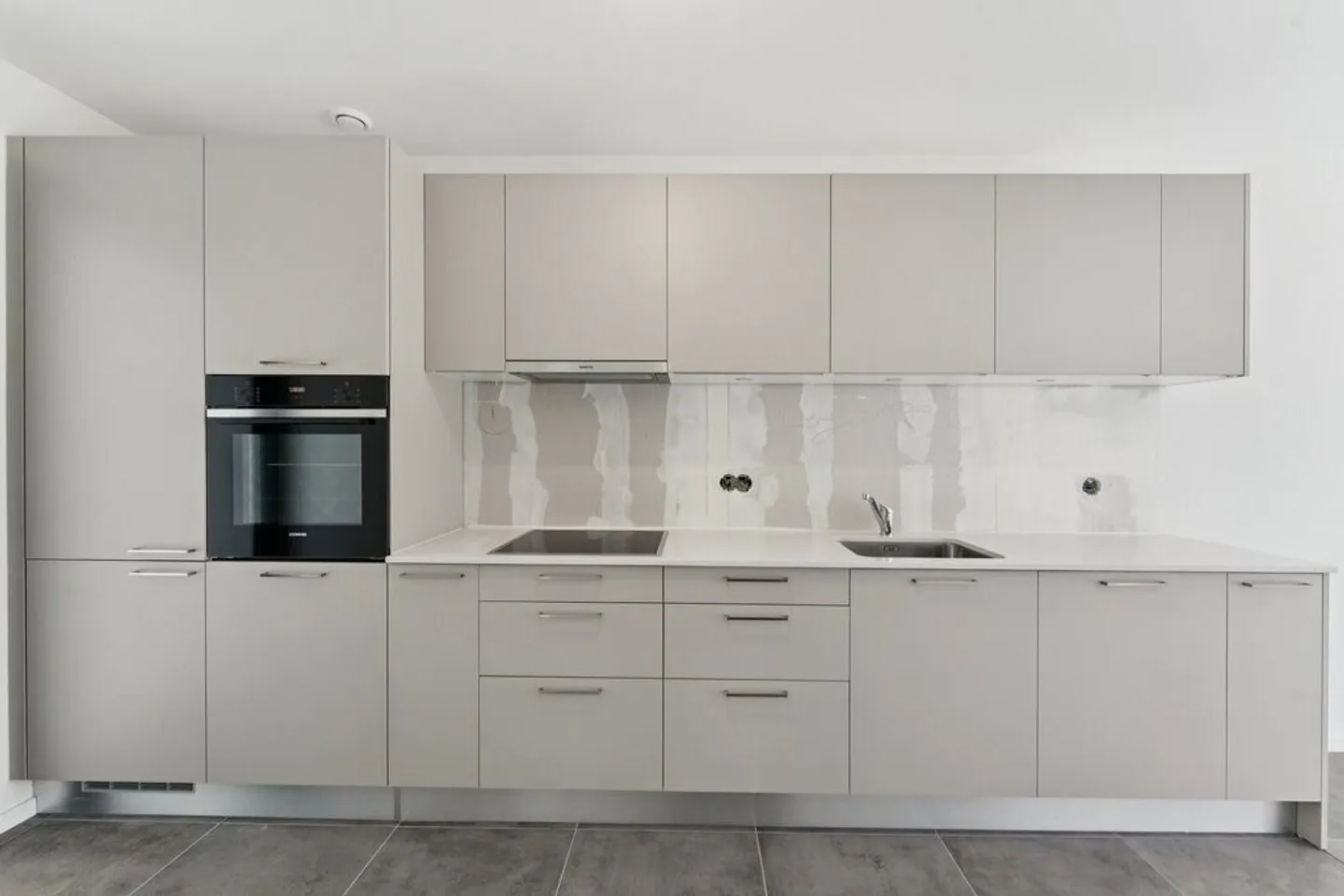 To seize! Large studio close to all amenities! - Photo 4 of 5