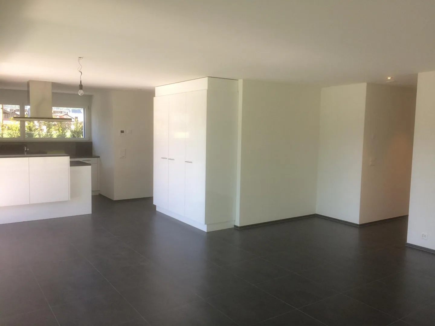 Appartamento moderno di 4,5 stanze - Foto 2 di 5