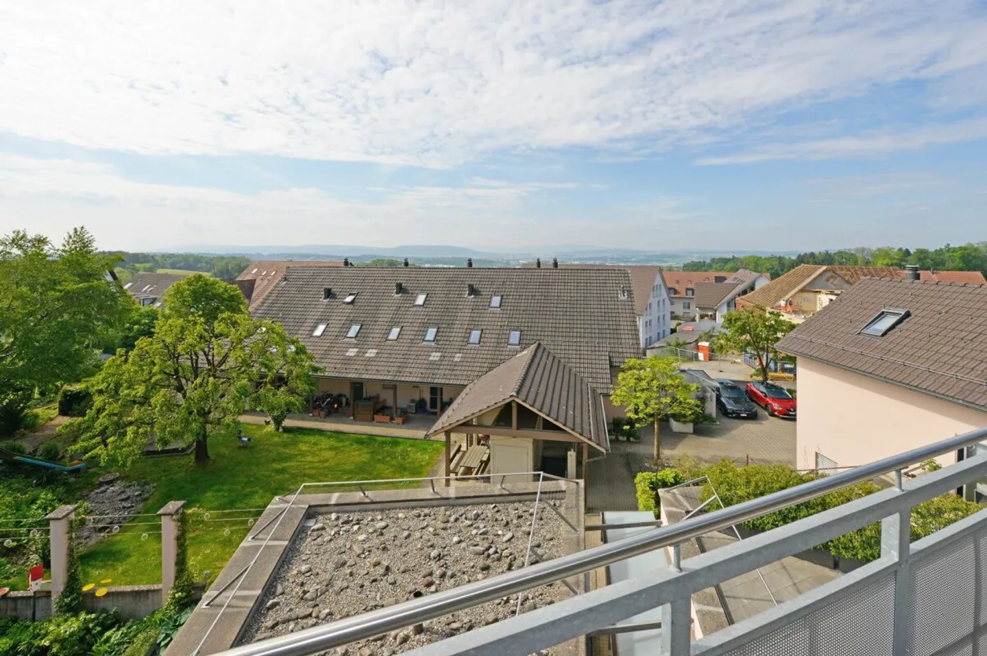 Loft ristrutturato con vista montagna - Foto 3 di 19