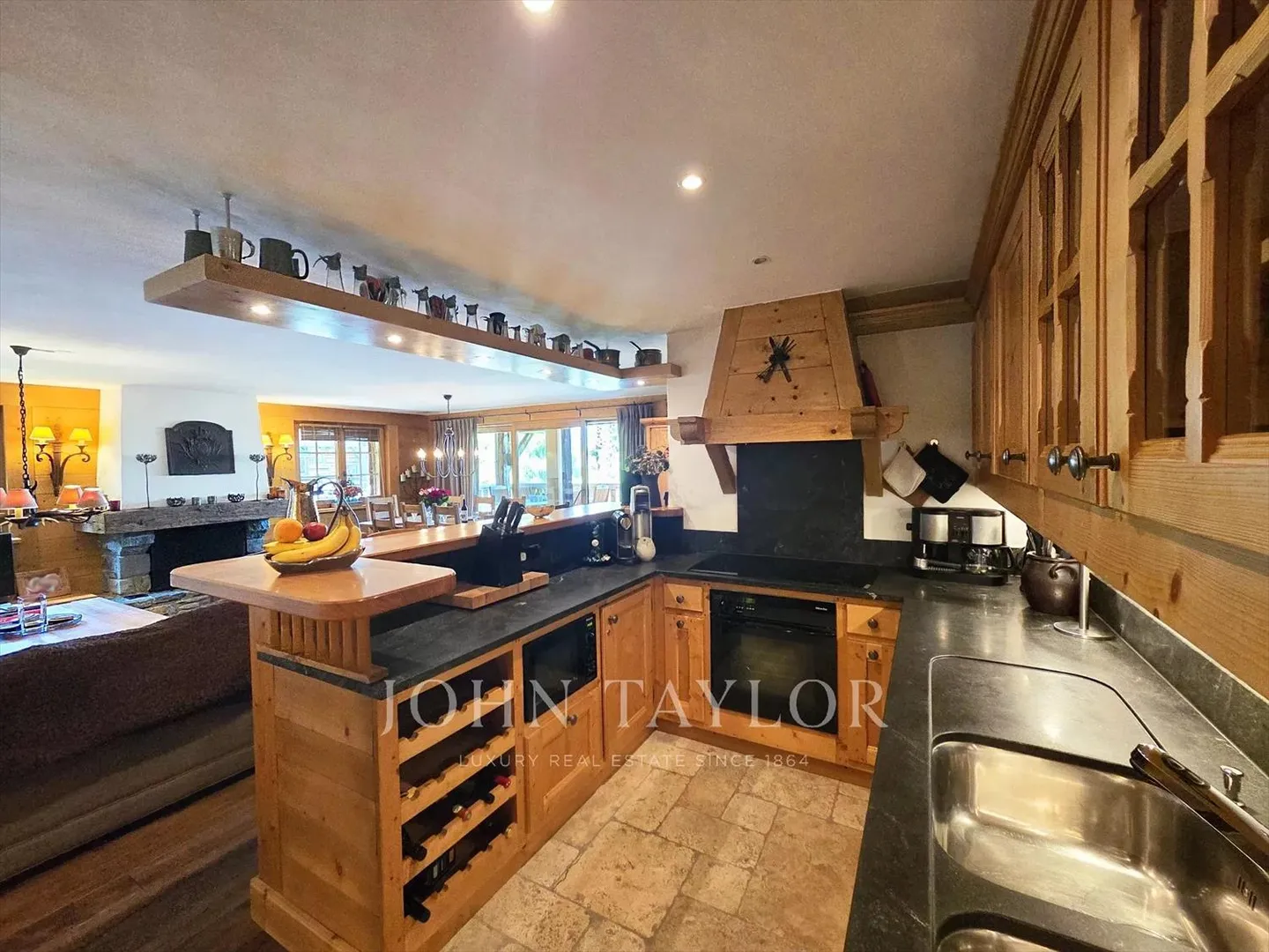 Superb recently renovated apartment 2 minutes from Médran (8 people) - Photo 4 of 12