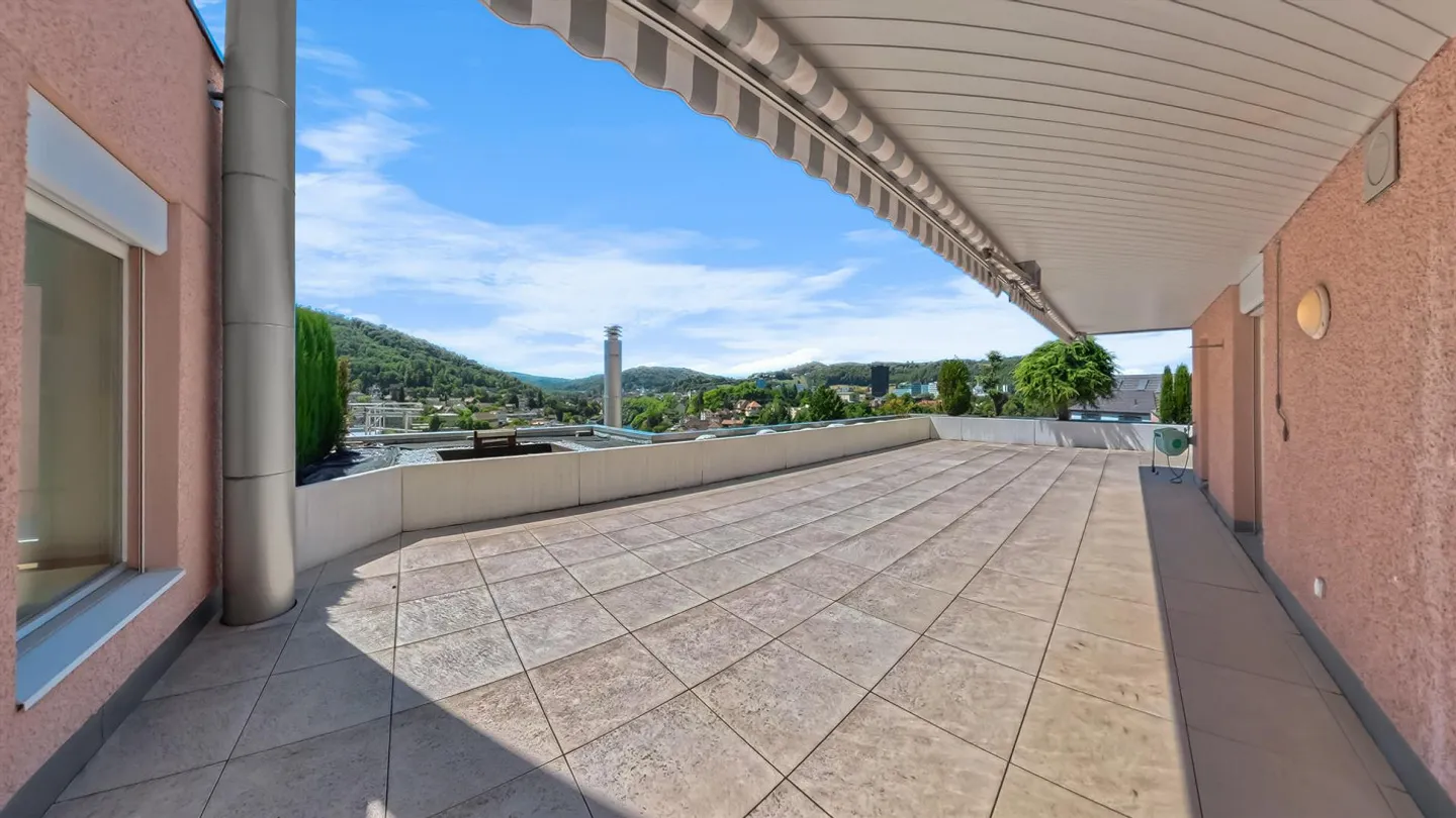 Terrace apartment with 101 m² terrace and panoramic views over Baden - Photo 6 of 21